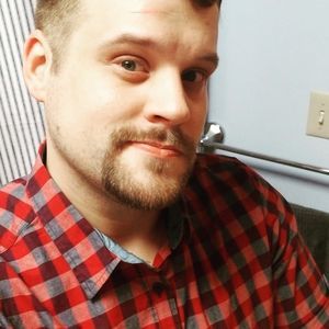 Meet your Posher, Casey